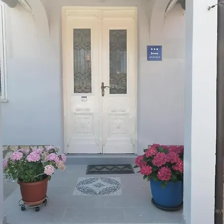 Antonija شقة بولا